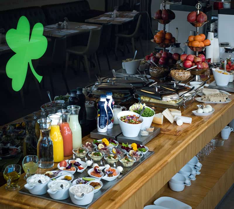 חדר בבית מלון